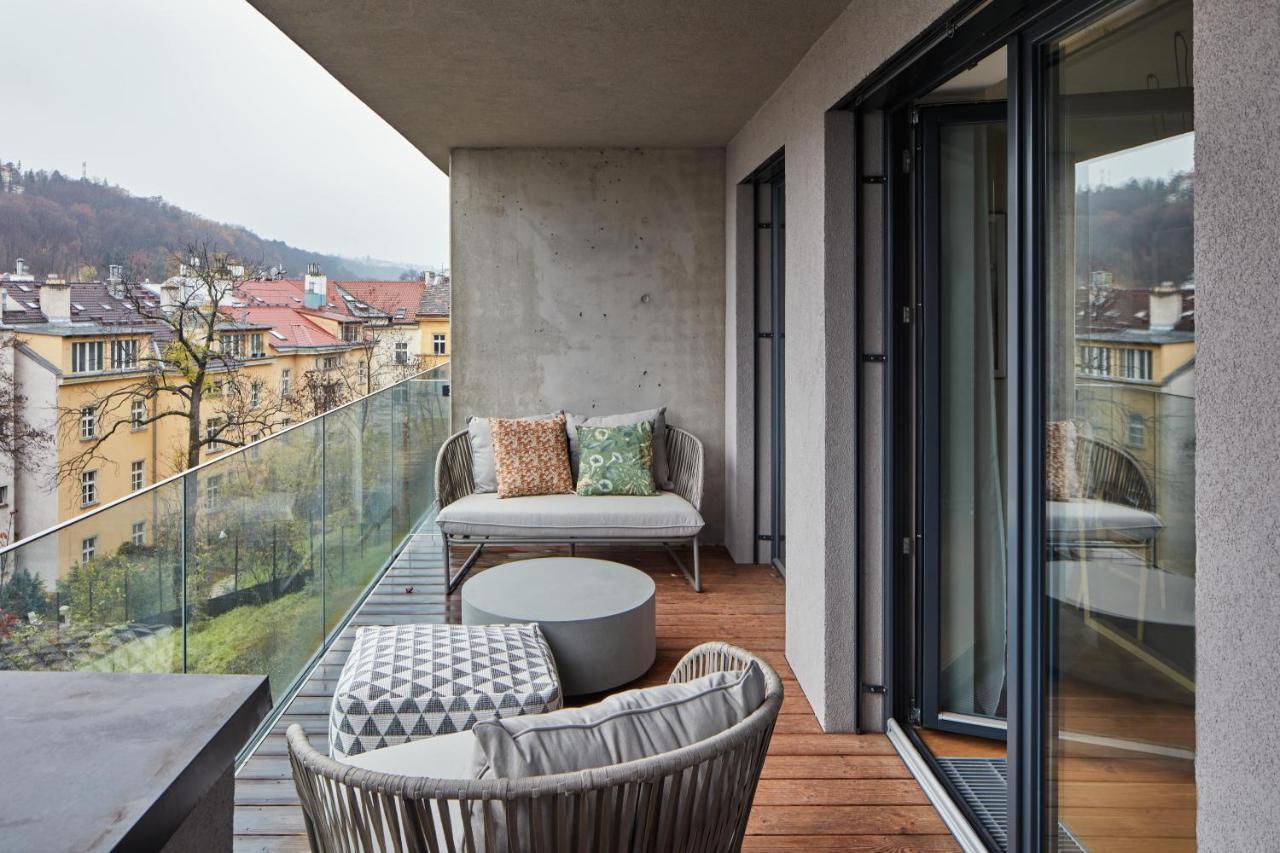 Prague Days - Designer Apts - Garage - Terrace - Easy City Access Exterior foto