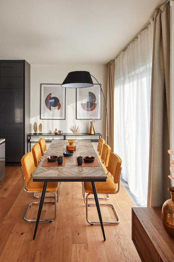 Prague Days - Designer Apts - Garage - Terrace - Easy City Access Exterior foto