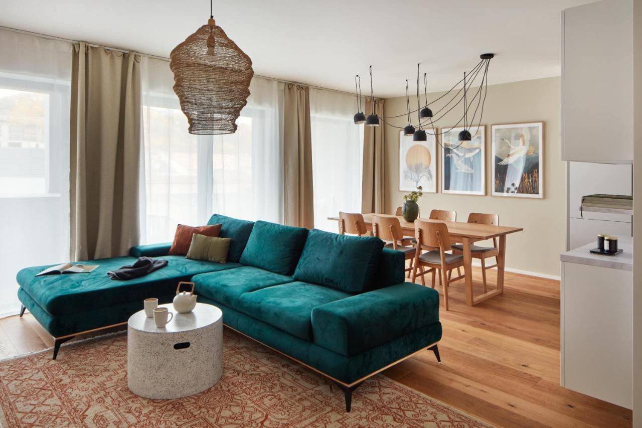 Prague Days - Designer Apts - Garage - Terrace - Easy City Access Exterior foto